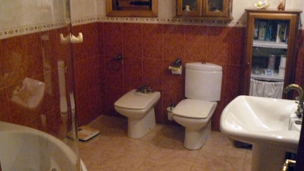 Photo of Bathroom in Ainzon