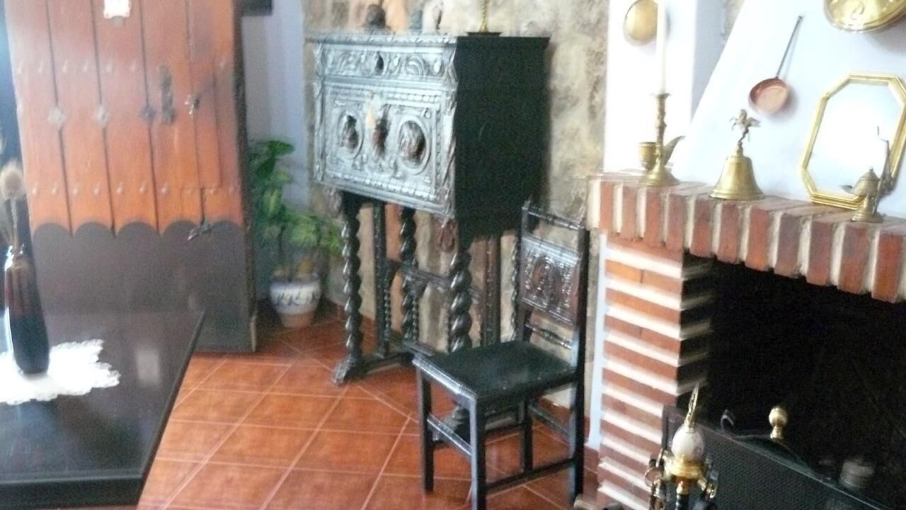 Photo of Others in Ainzon