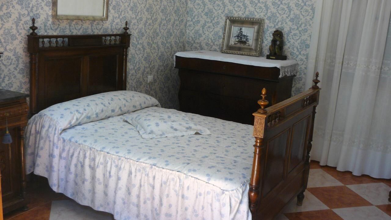 Photo of Bedroom in Ainzon
