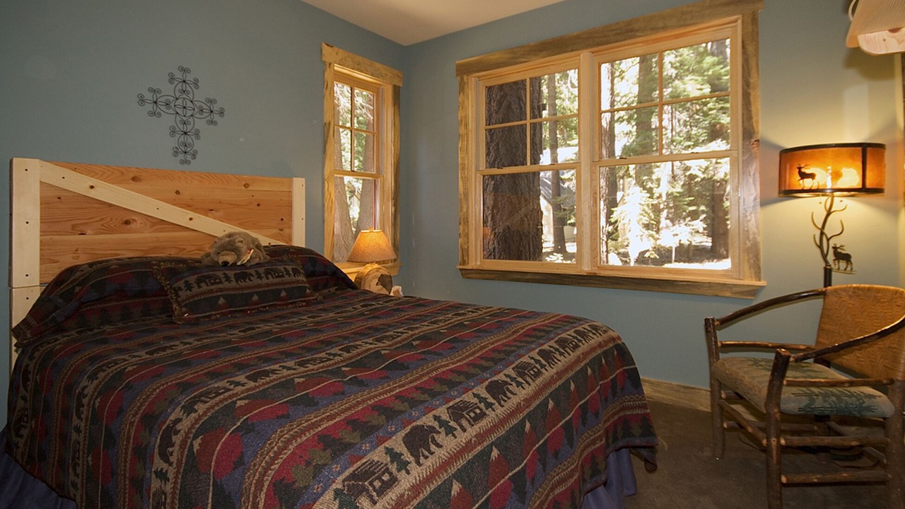 Photo of Bedroom in Homewood