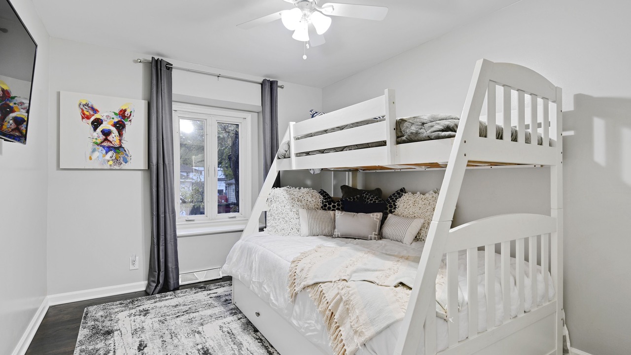 Photo of Bedroom in Overland Park