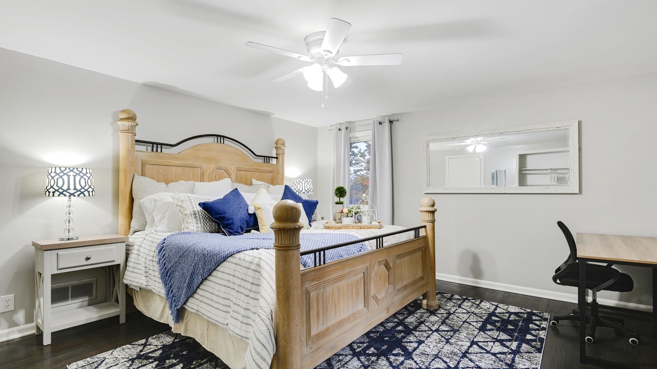 Photo of Bedroom in Overland Park