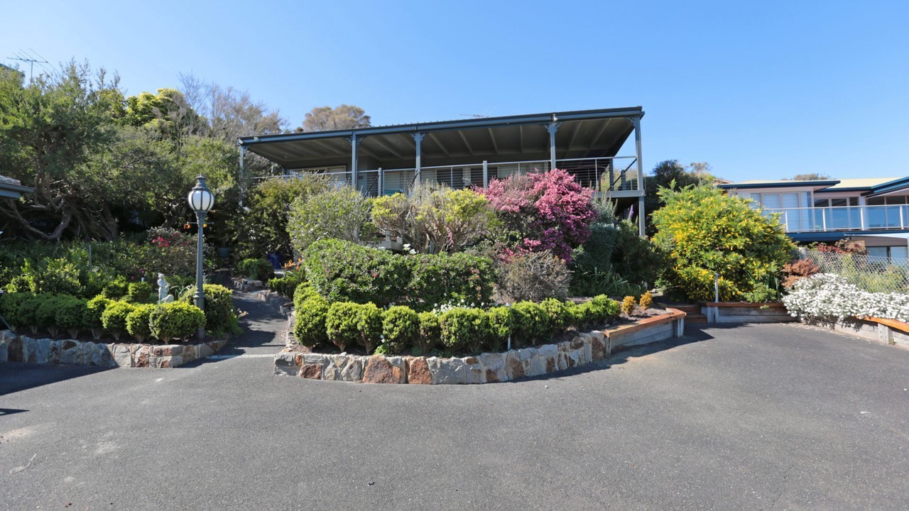 Photo of Outdoor in McCrae