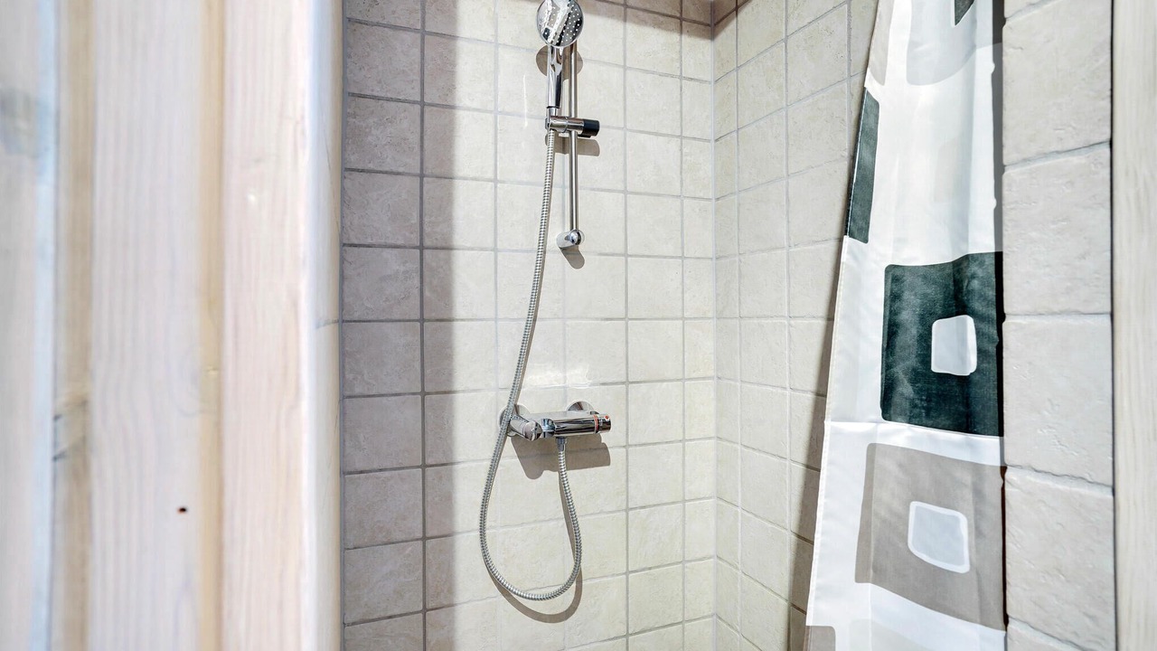 Photo of Bathroom in Follenslev