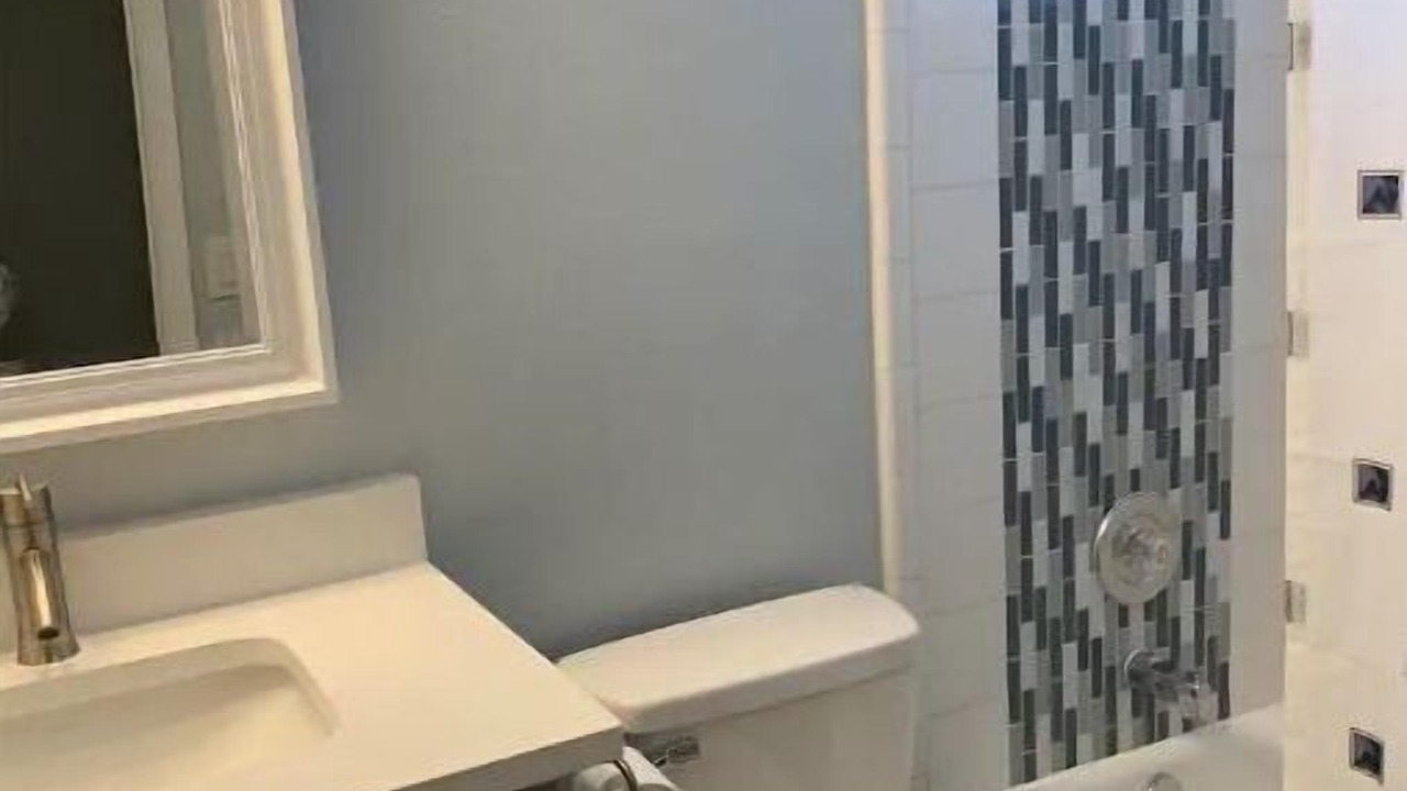 Photo of Bathroom in Parker Lane