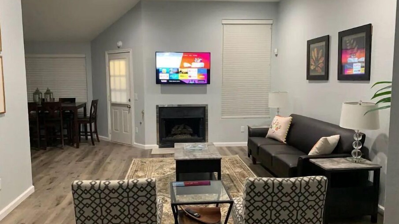 Photo of Livingroom in Parker Lane