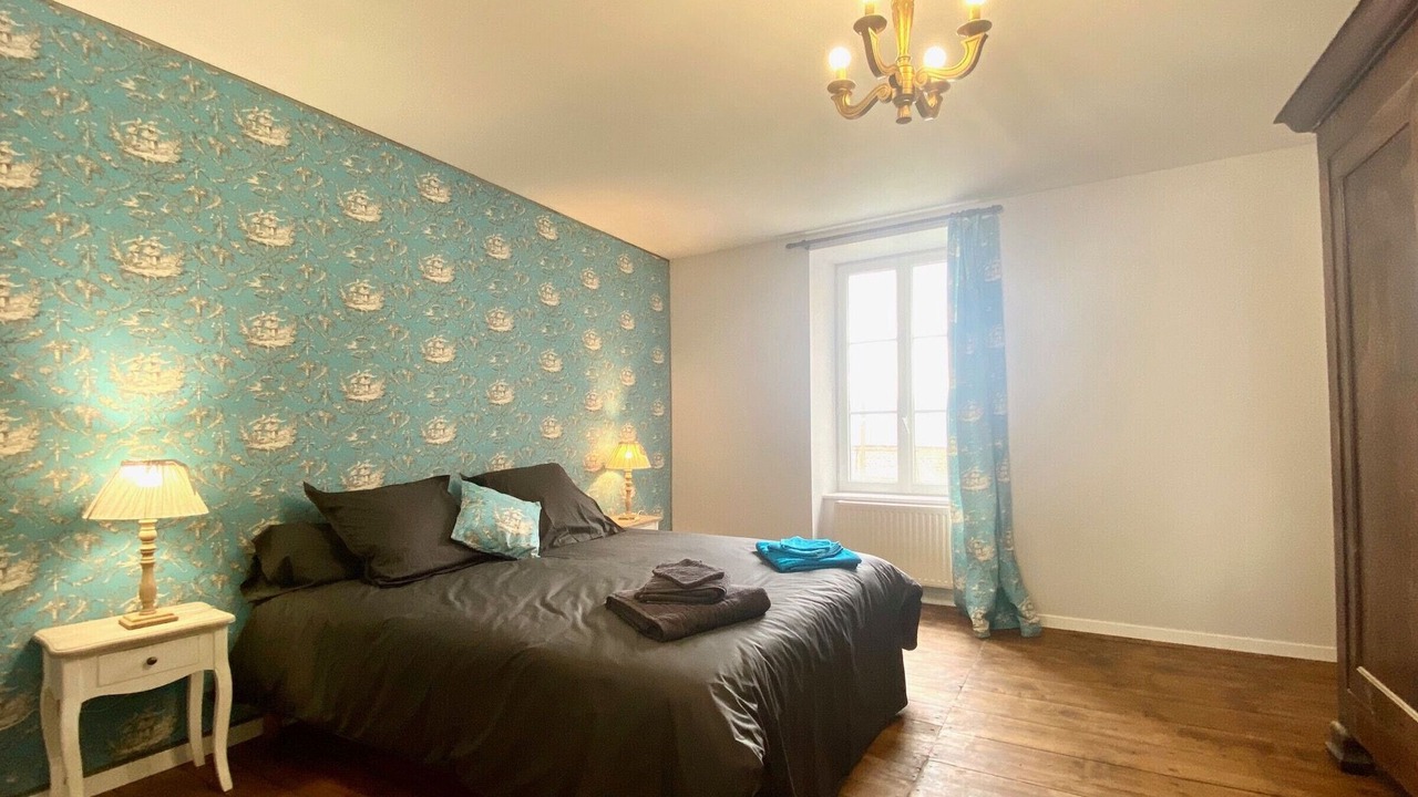 Photo of Bedroom in Javaugues