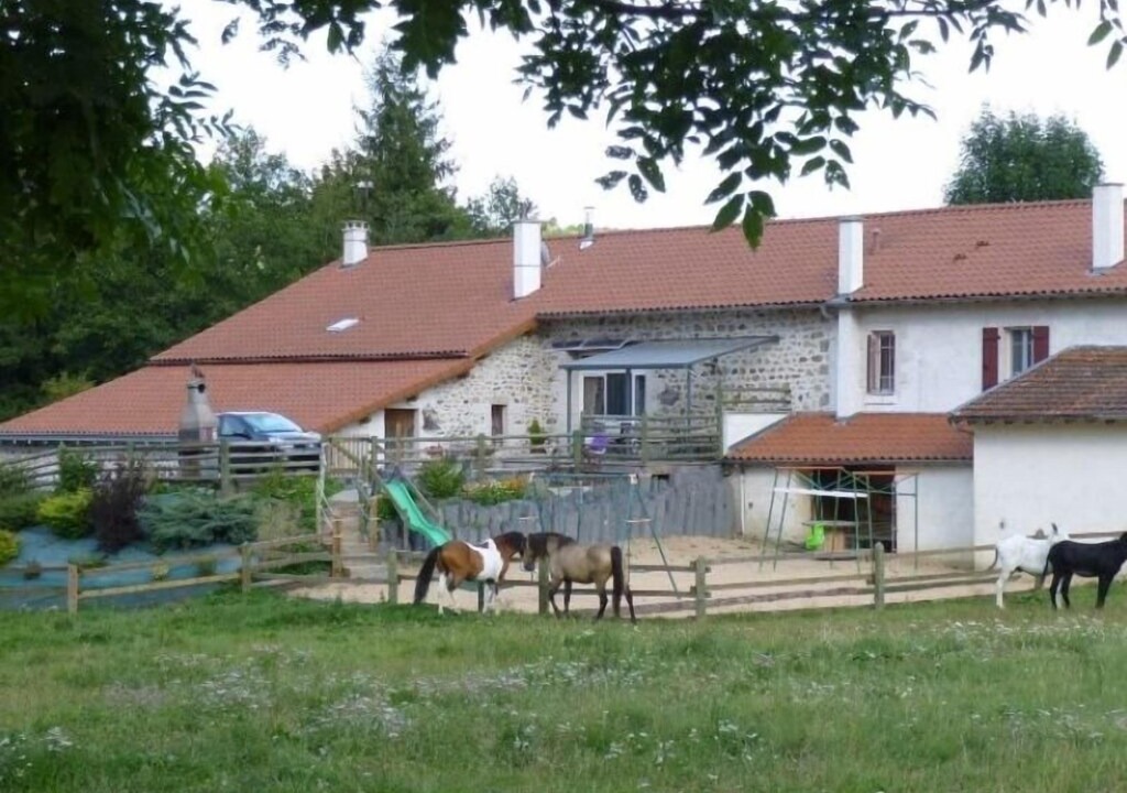 Photo of Others in Allegre
