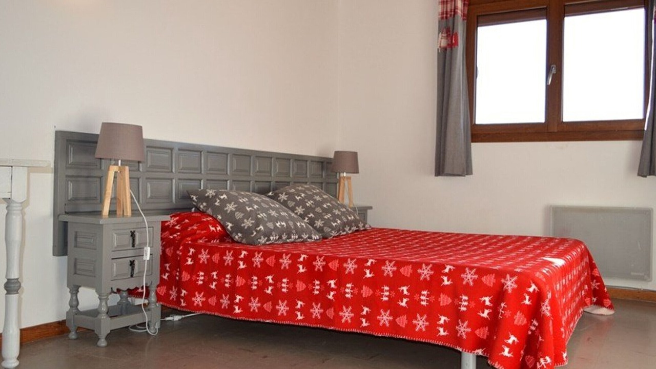 Photo of Bedroom in Pyrenees 2000