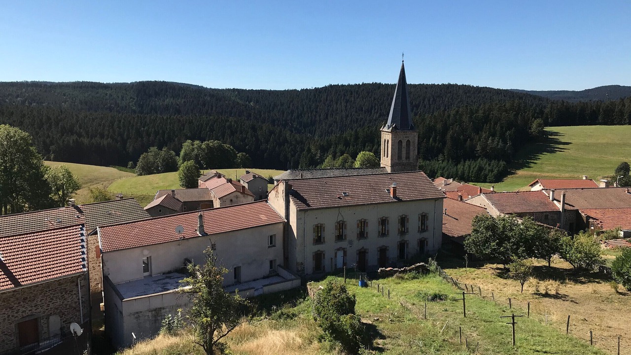 Photo of Outdoor in Saint-Julien-Molhesabate