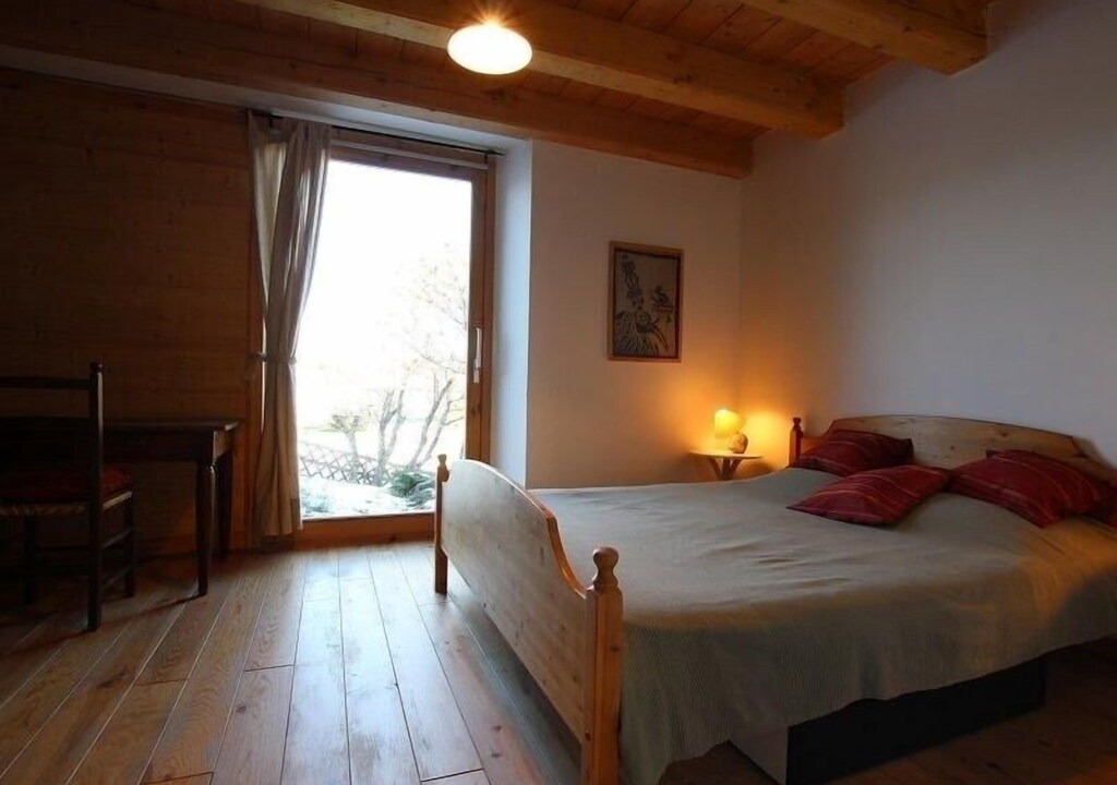 Photo of Bedroom in Jullianges