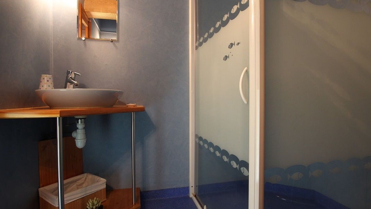 Photo of Bathroom in Ceaux-d'Allegre