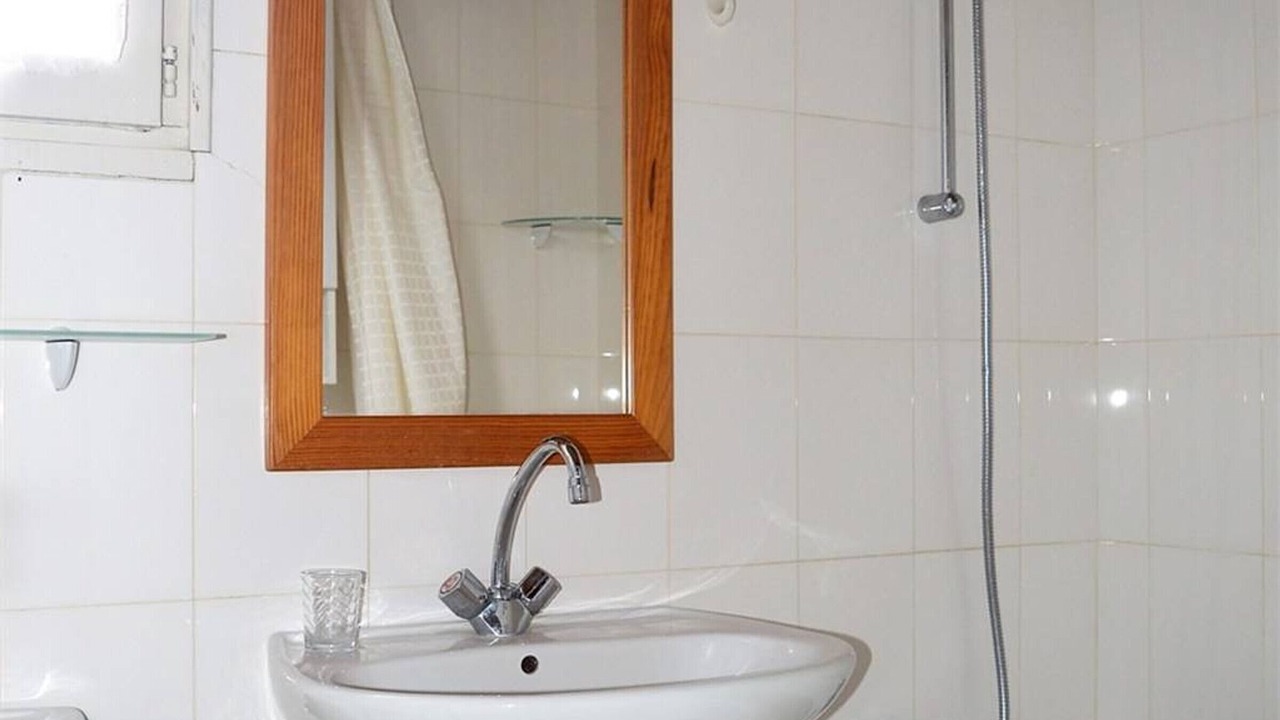 Photo of Bathroom in Pyrenees 2000