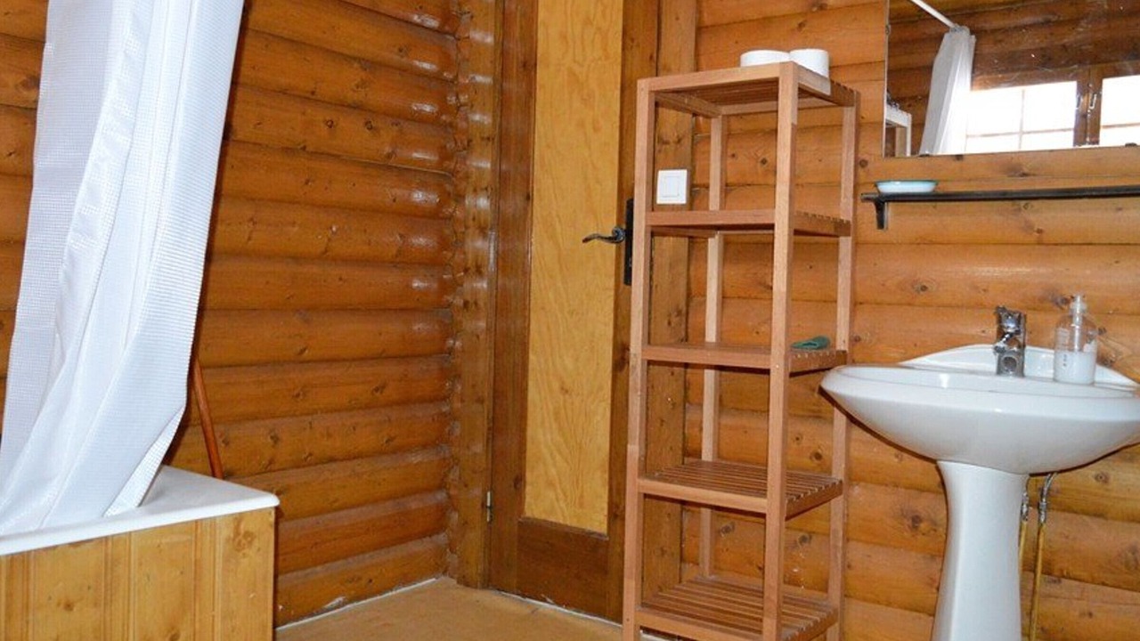 Photo of Bathroom in Pyrenees 2000