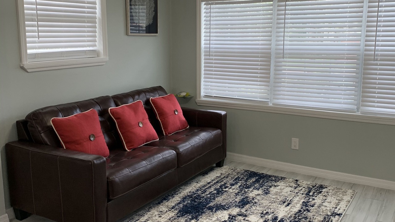 Photo of Livingroom in Northside