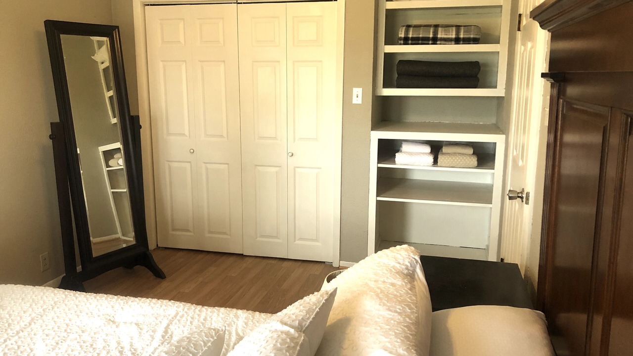 Photo of Bedroom in Hutchinson