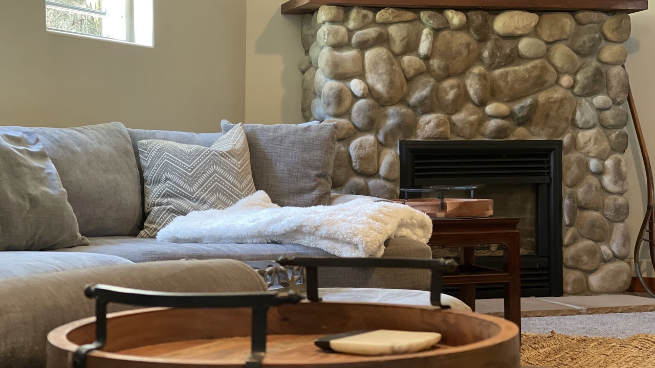 Photo of Others in Mica