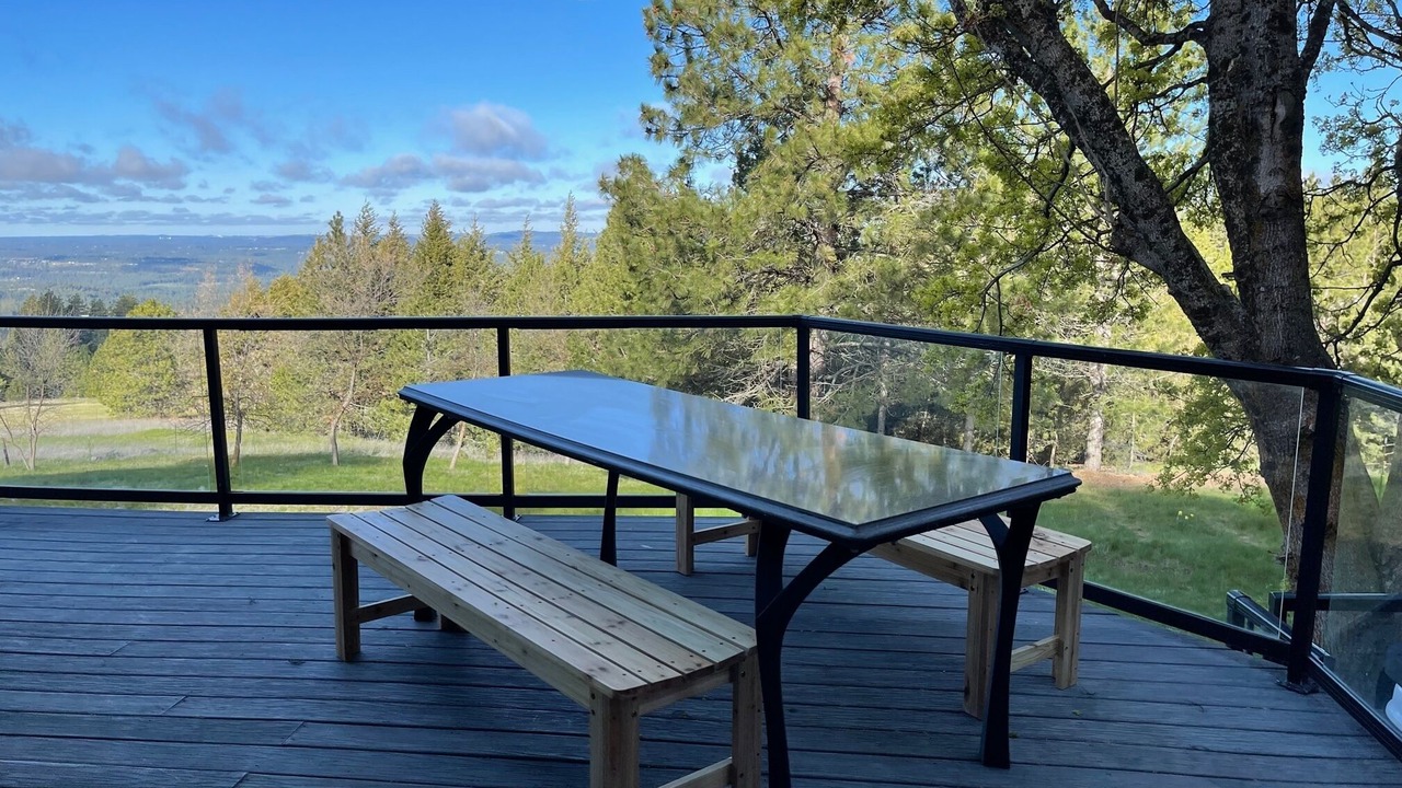 Photo of Outdoor in Mica