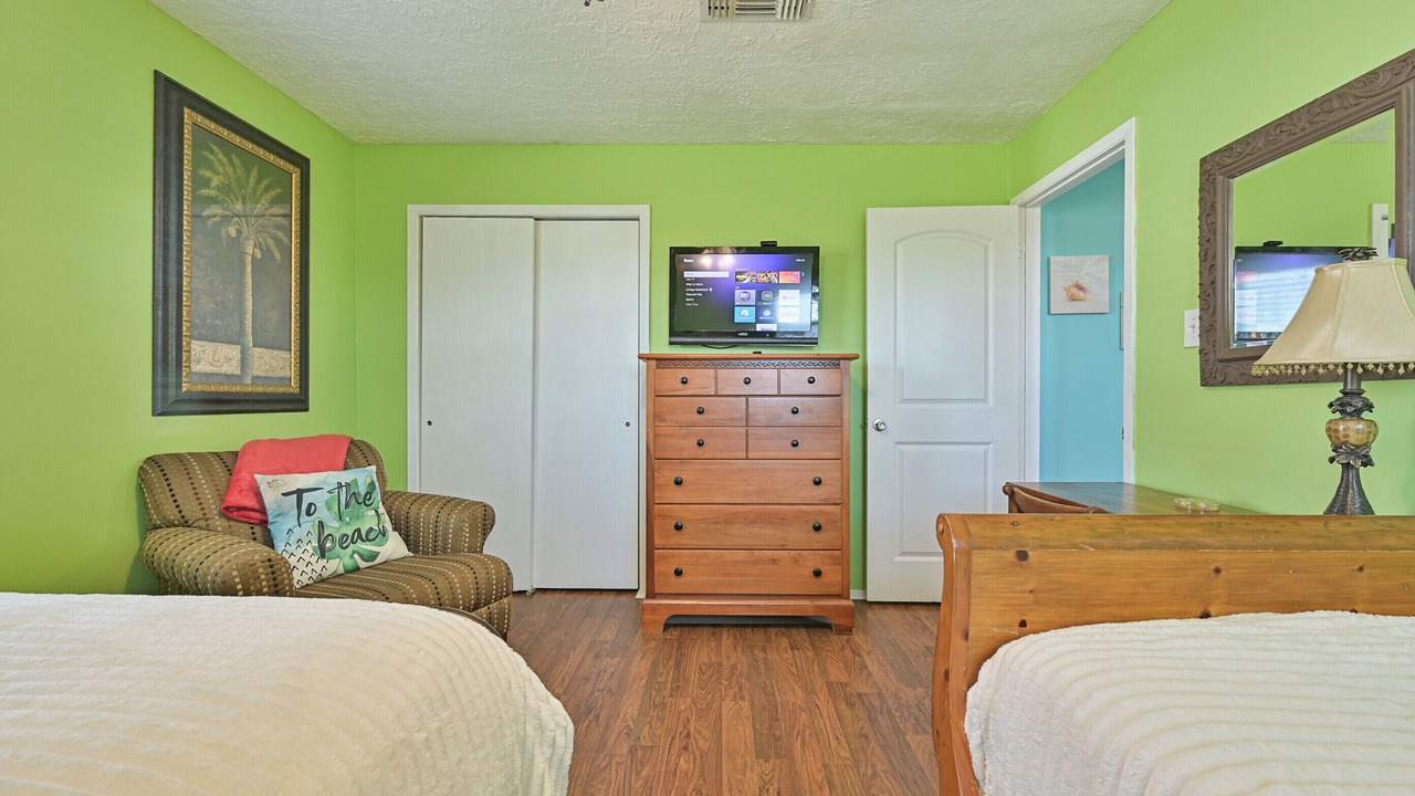 Photo of Bedroom in Jamaica Beach