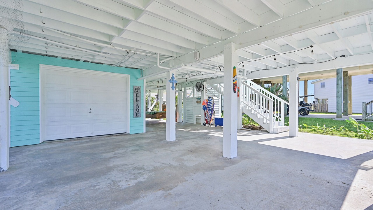 Photo of Others in Jamaica Beach