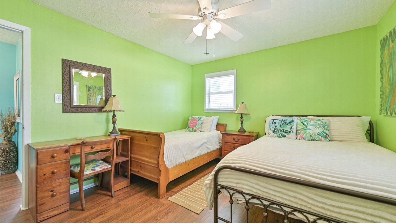 Photo of Bedroom in Jamaica Beach