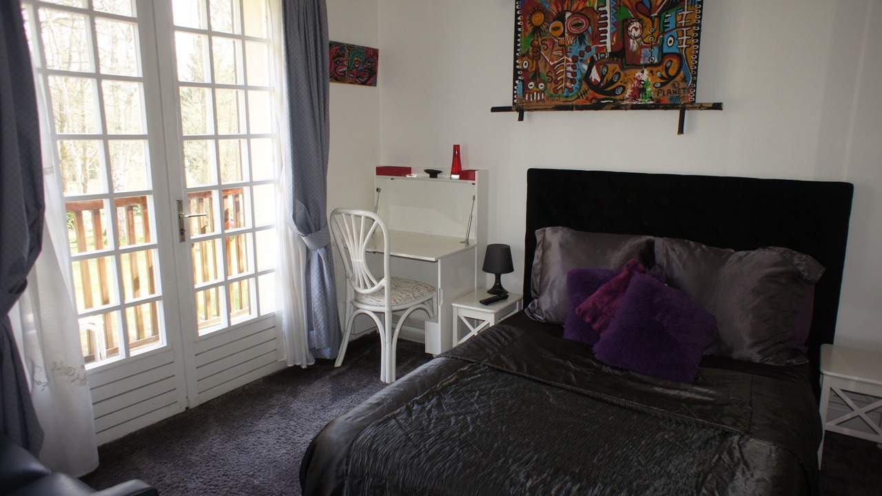 Photo of Bedroom in Renneville