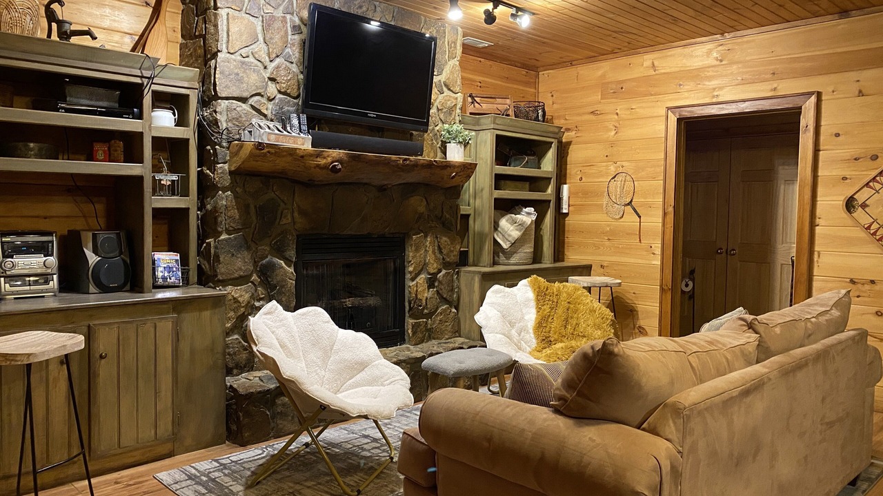 Photo of Livingroom in My Mountain