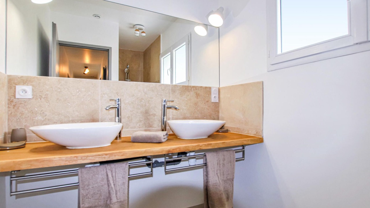 Photo of Bathroom in Saint-Thome