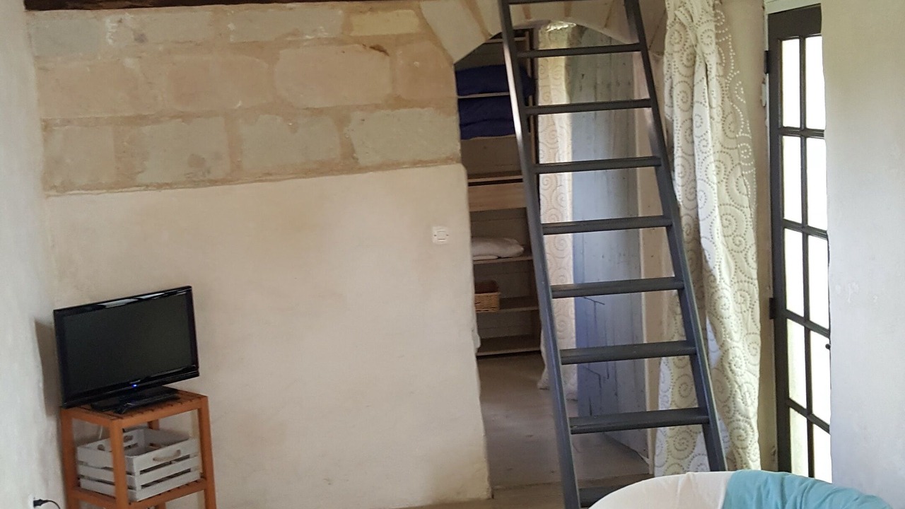 Photo of Bedroom in Cheffes