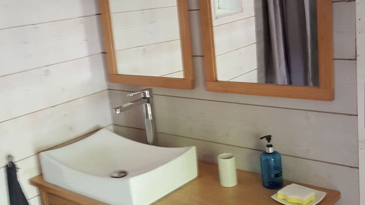 Photo of Bathroom in Cheffes