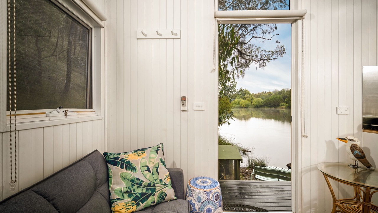 Photo of Livingroom in Flowerdale