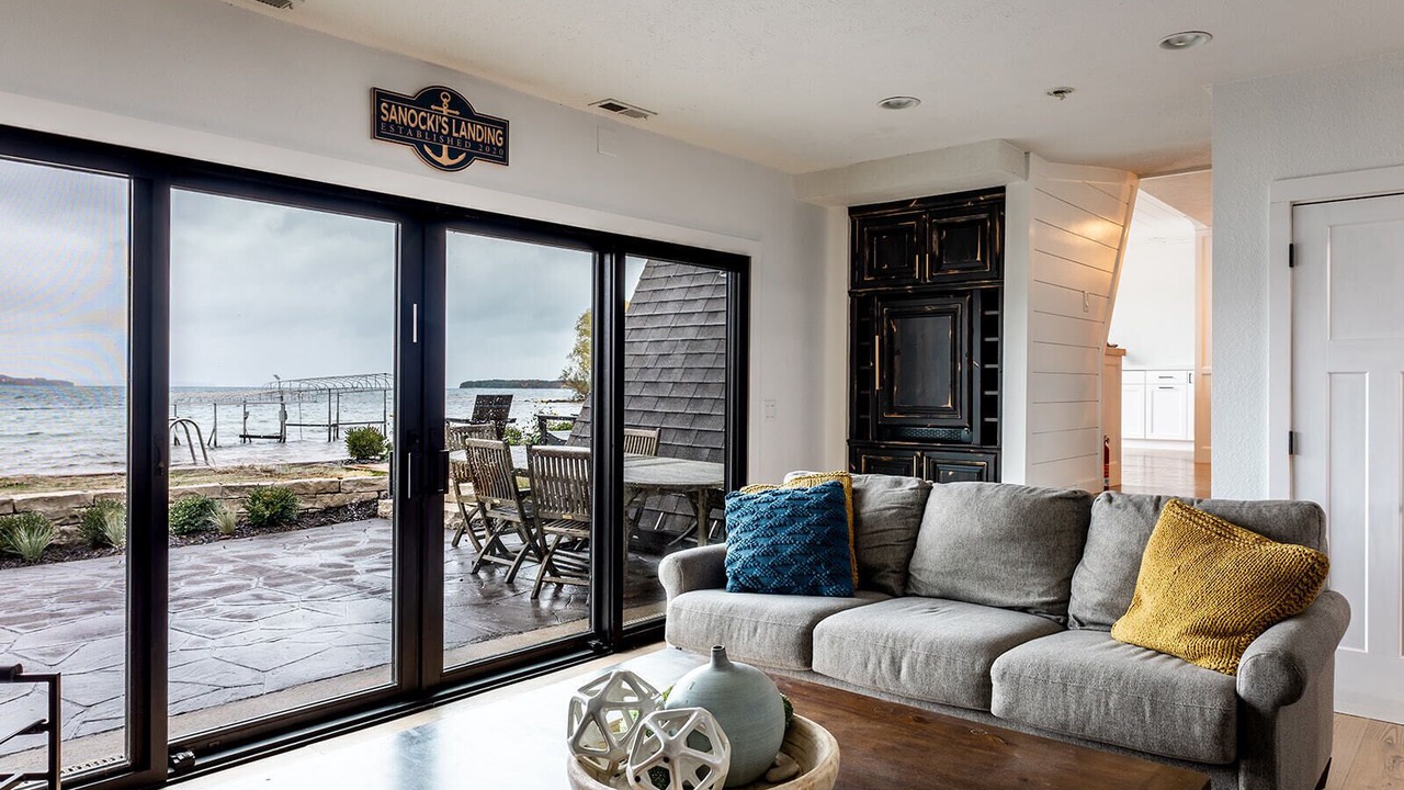 Photo of Livingroom in Suttons Bay