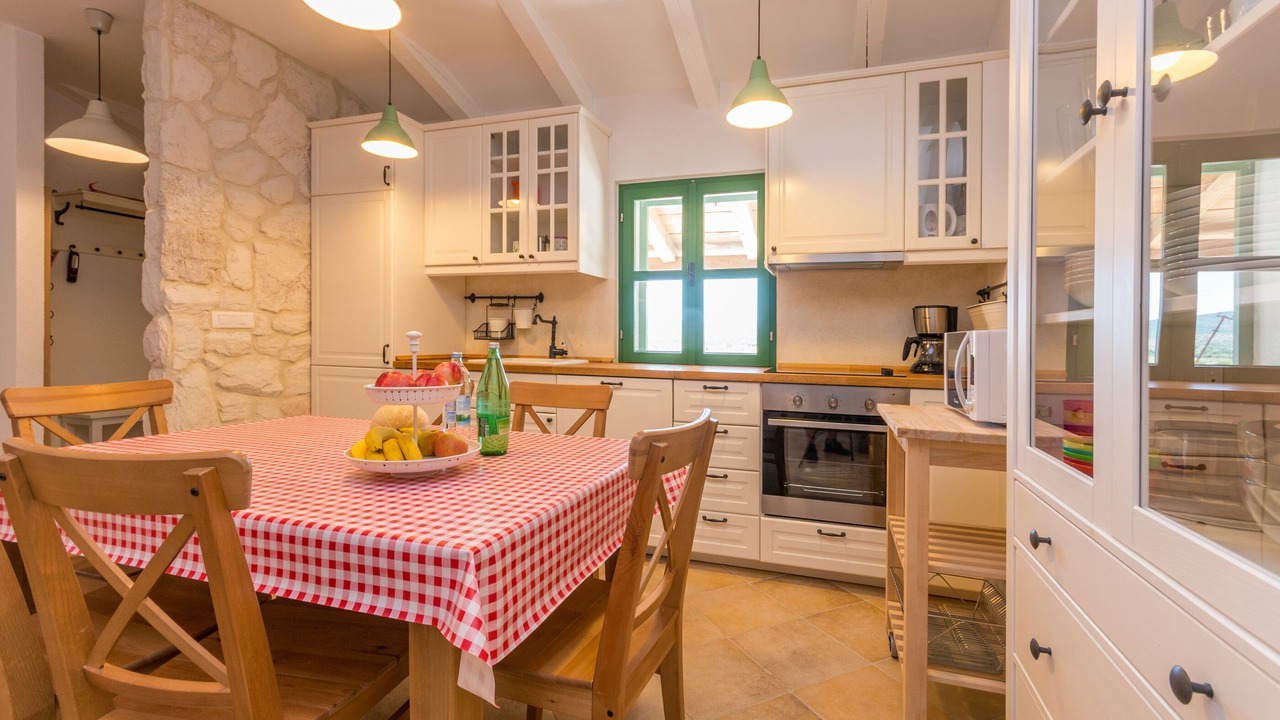 Photo of Kitchen in Pakostane