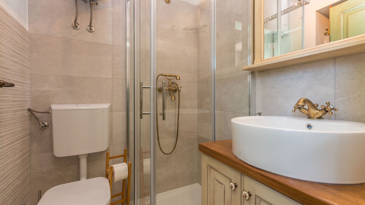 Photo of Bathroom in Pakostane
