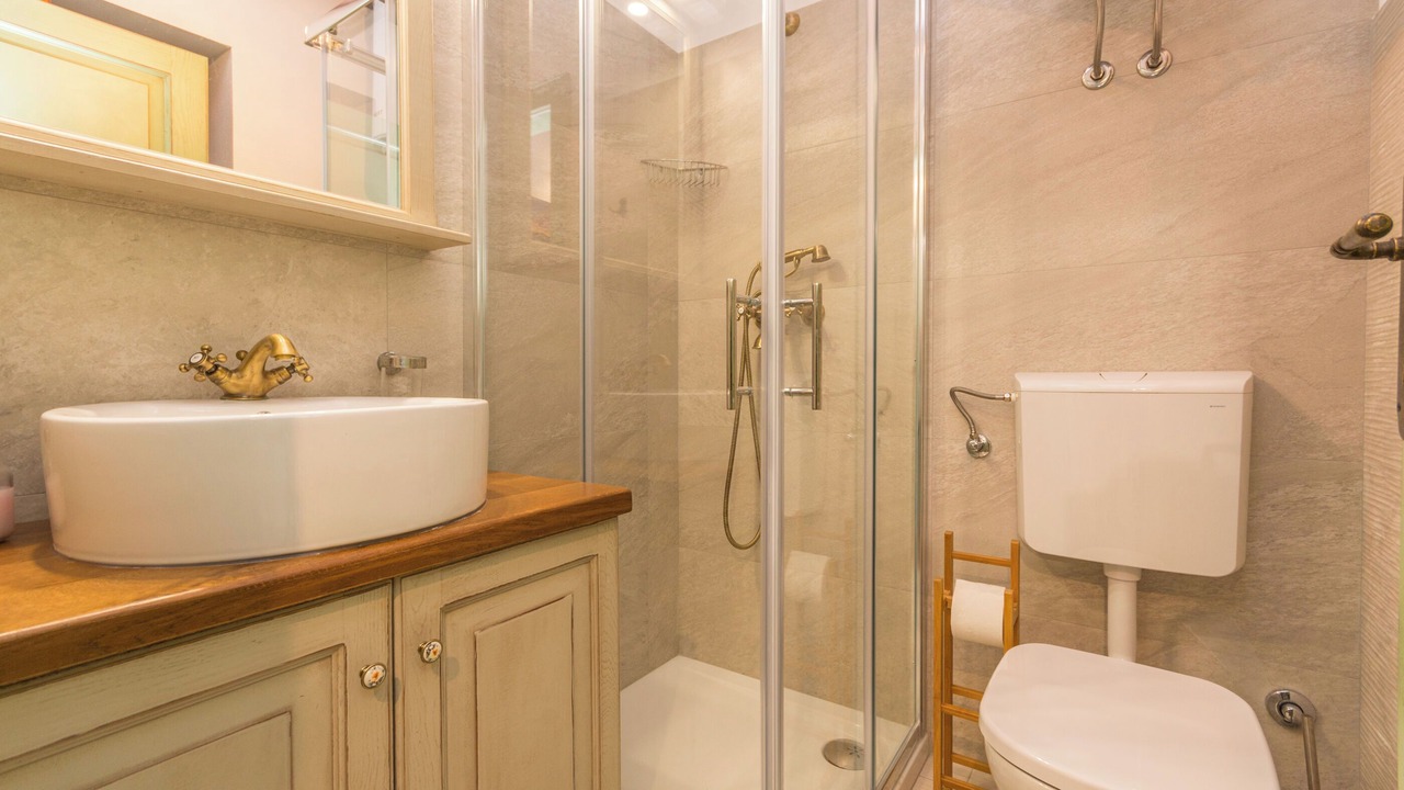 Photo of Bathroom in Pakostane