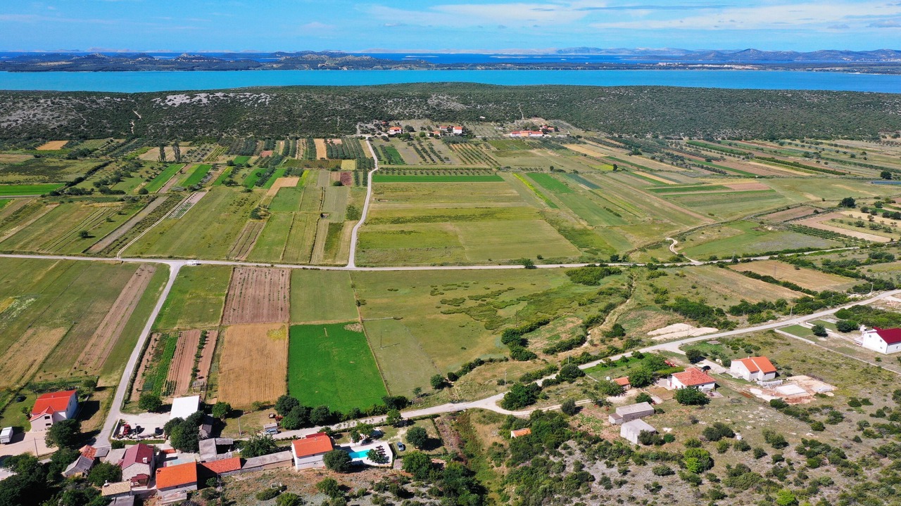 Photo of Outdoor in Pakostane