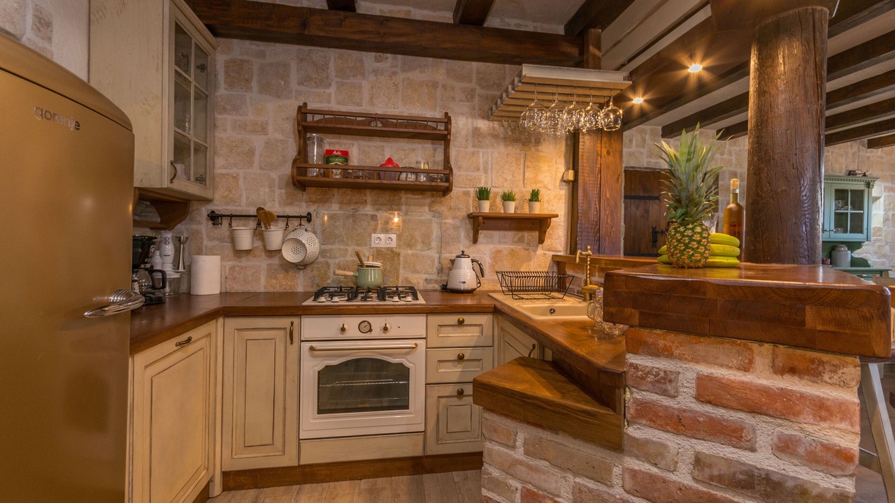 Photo of Kitchen in Pakostane
