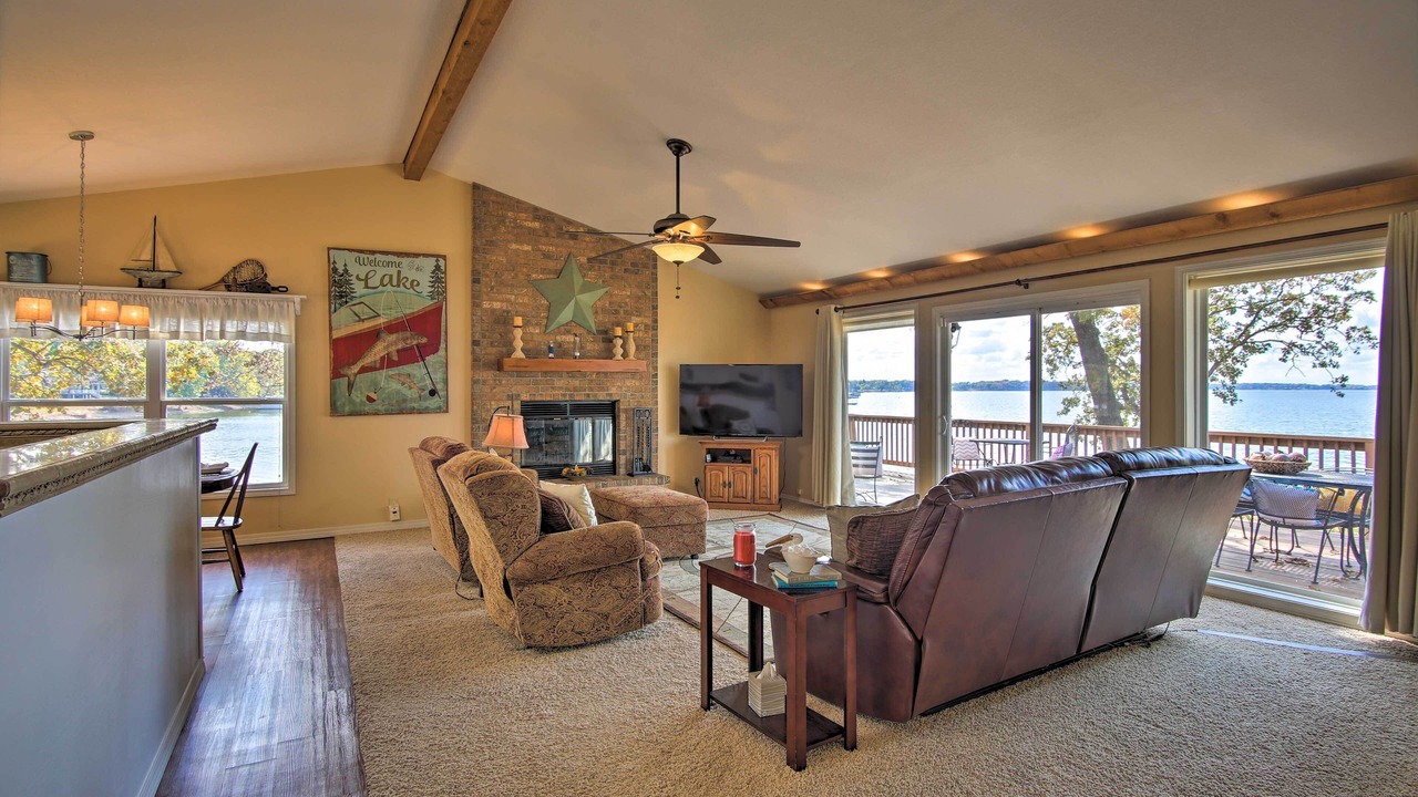 Photo of Bedroom in Grove