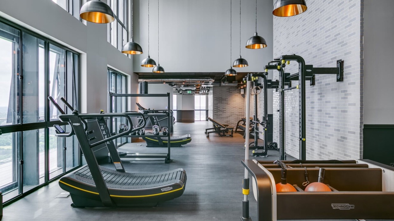 Photo of Others in Canary Wharf