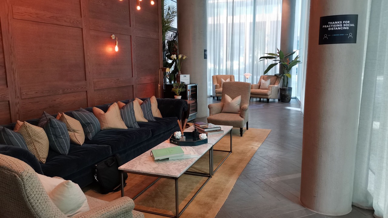 Photo of Others in Canary Wharf