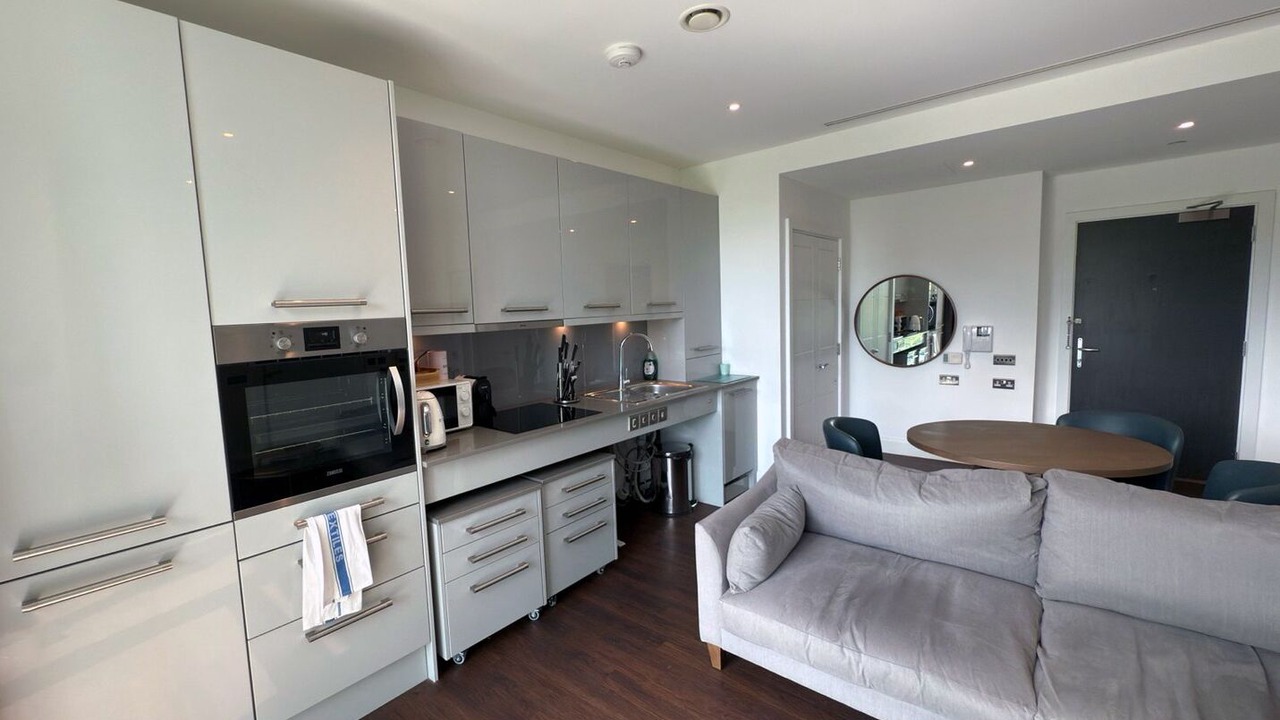 Photo of Kitchen in Canary Wharf