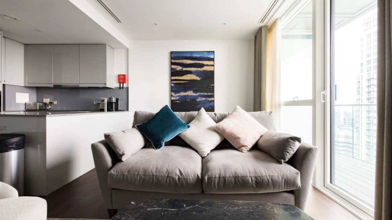 Photo of Livingroom in Canary Wharf