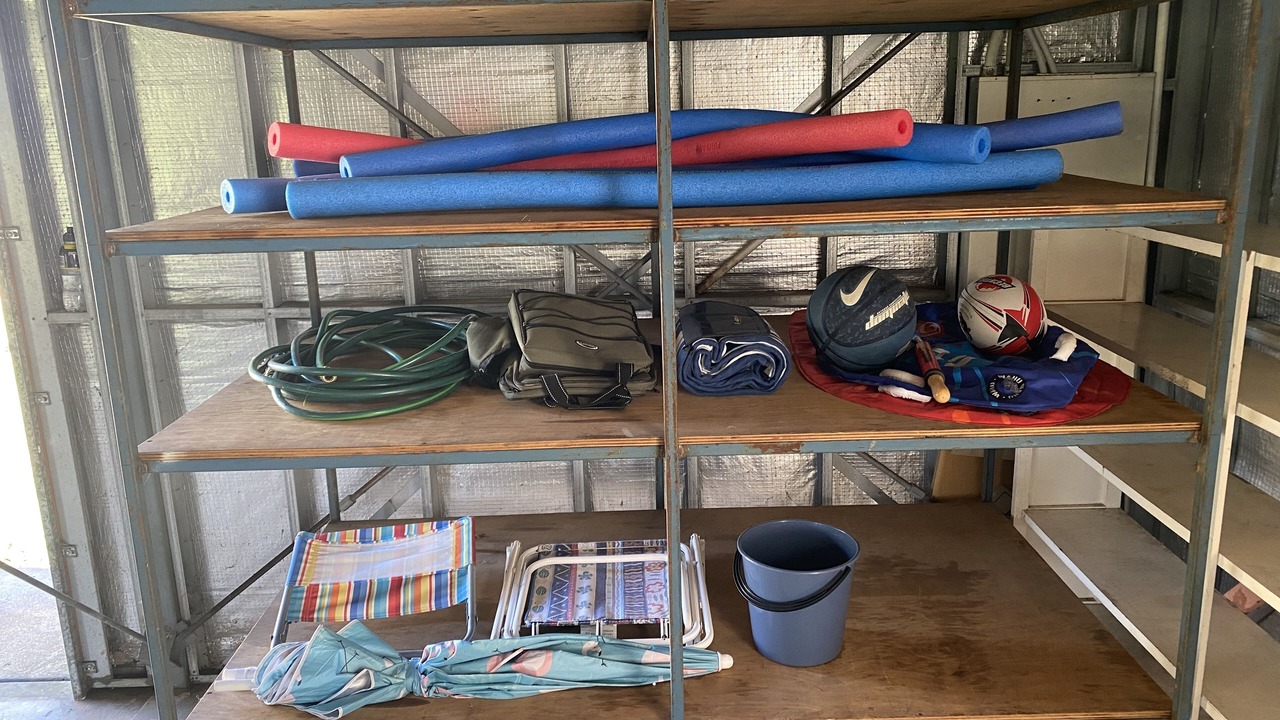 Photo of Others in Elliott Heads