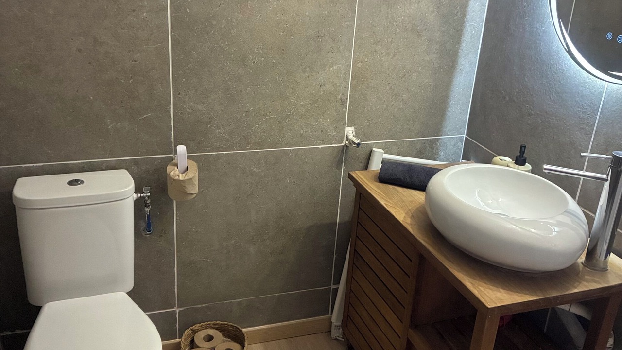 Photo of Bathroom in Lezignan-Corbieres