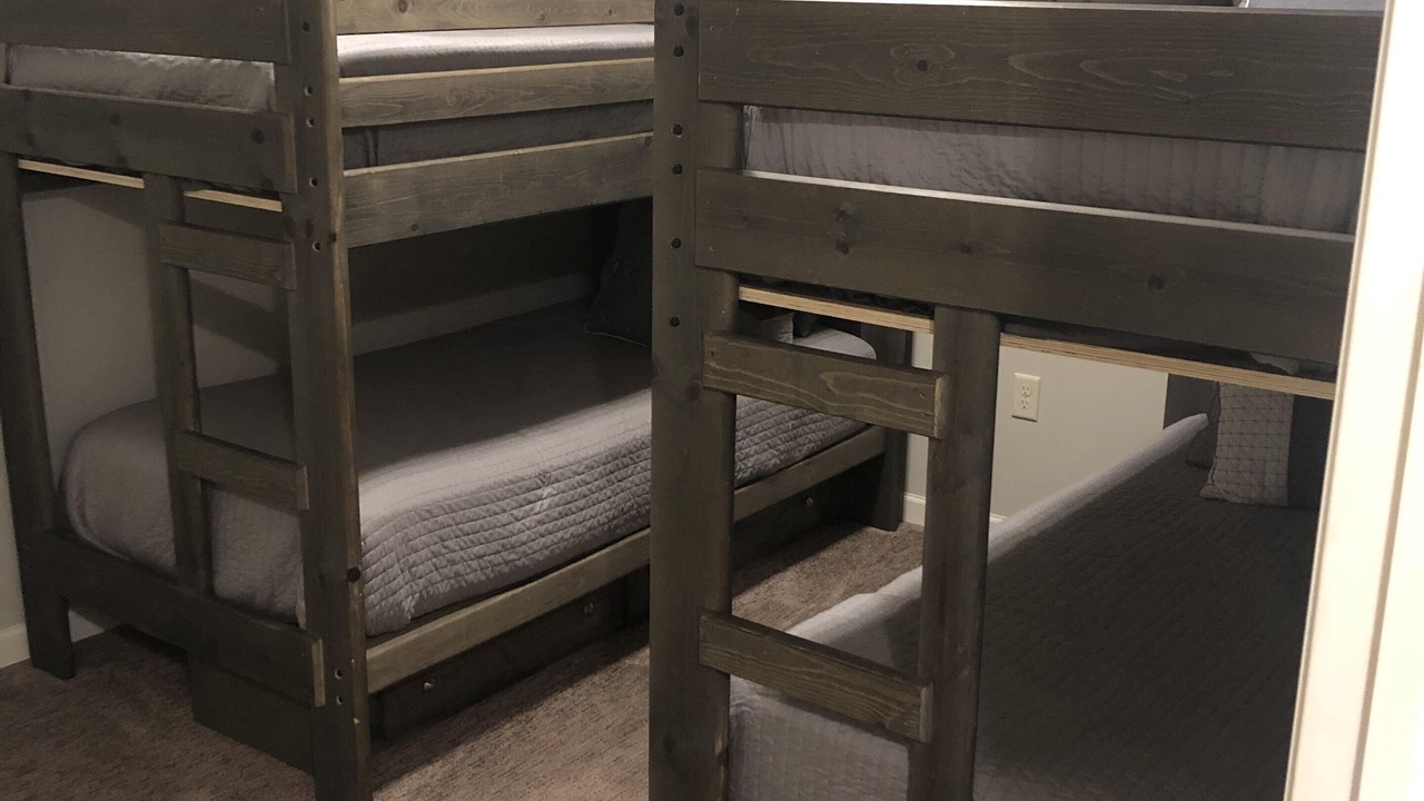 Photo of Bedroom in Arnolds Park