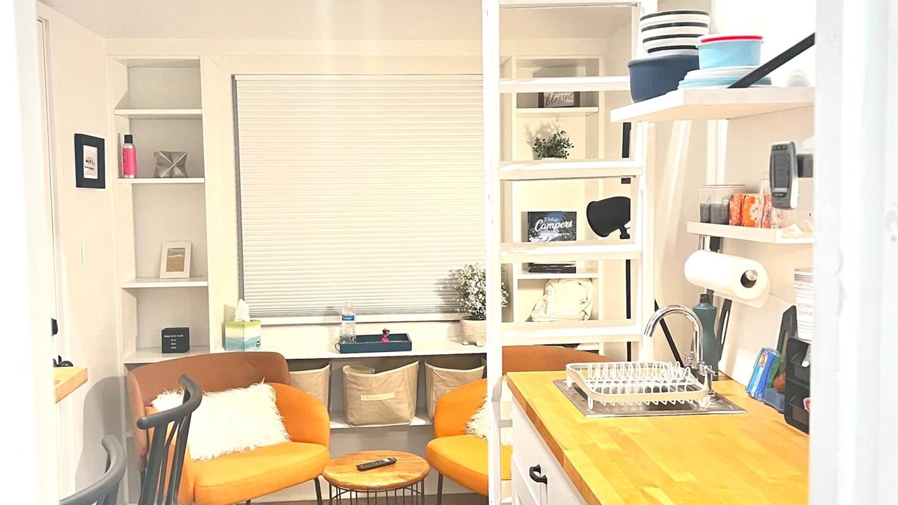 Photo of Bedroom in Bay Shore