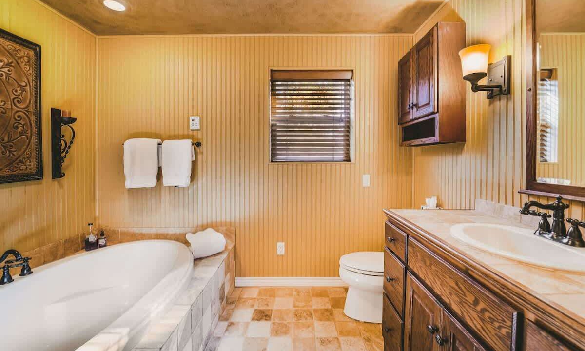 Photo of Bathroom in Blanco