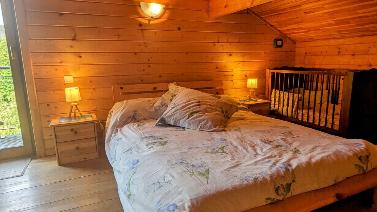 Photo of Bedroom in Taintrux