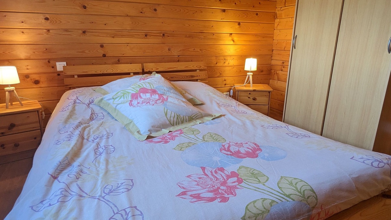 Photo of Bedroom in Taintrux