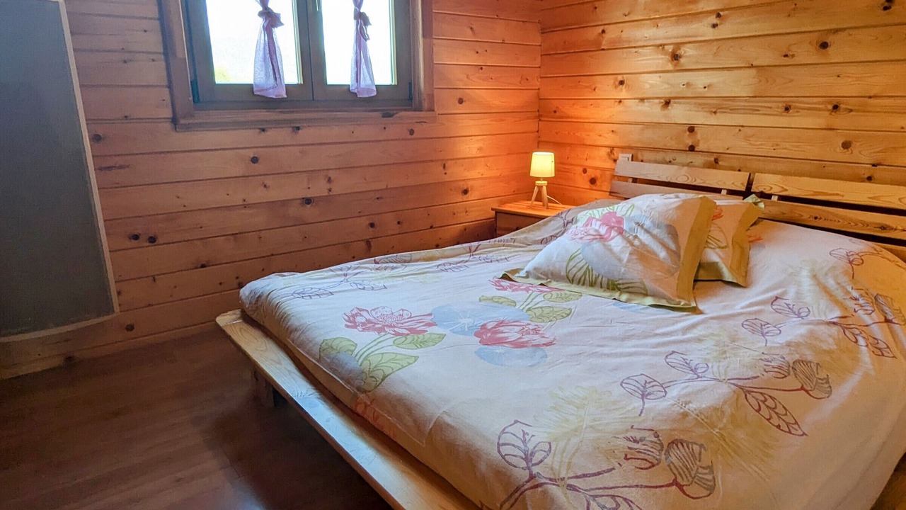 Photo of Bedroom in Taintrux